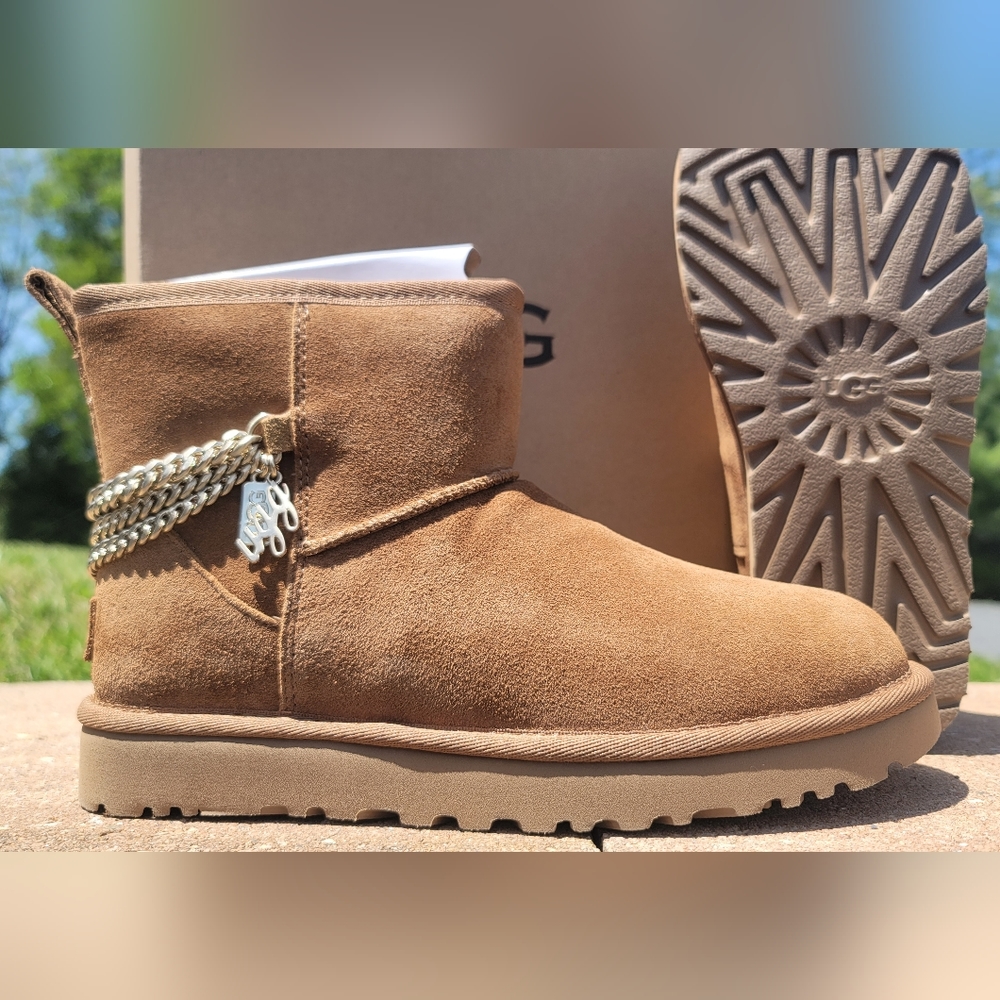 Ugg booties - Picture 8 of 9